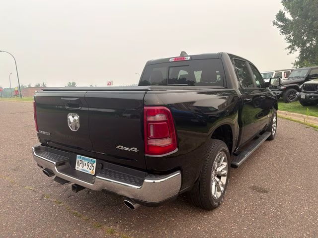 2023 Diamond Black Crystal Pearlcoat Ram 1500 Laramie 4X4 Truck