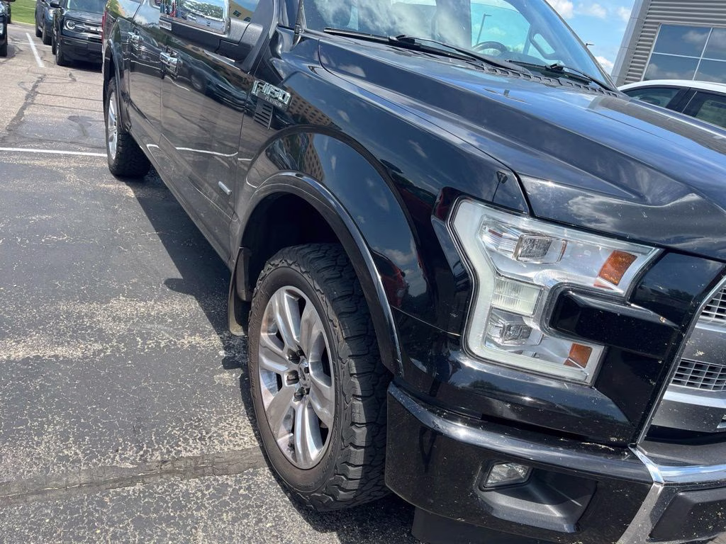 2017 Shadow Black Ford F-150 Platinum w/Tech / Tow / 360 Camera 4X4 Truck
