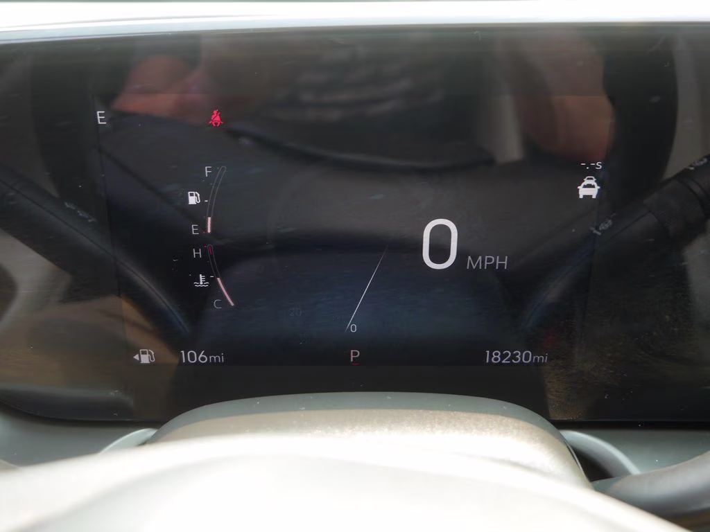 2024 White Frost Tricoat Buick Encore GX Avenir AWD SUV