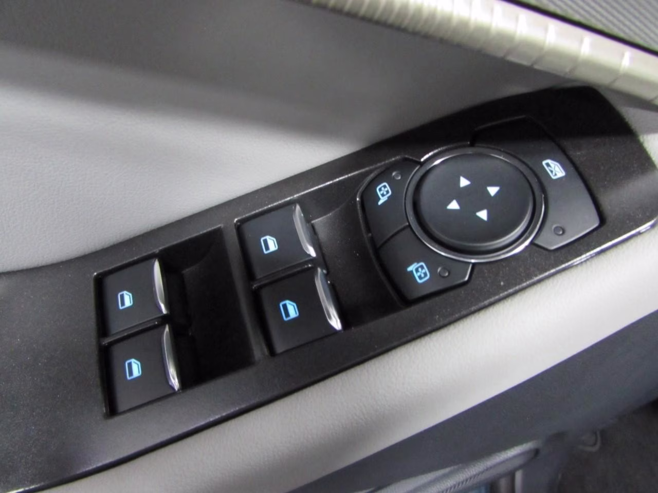 2026 Vapor Blue Metallic Ford Explorer Active Pkg 4WD 4X4 SUV