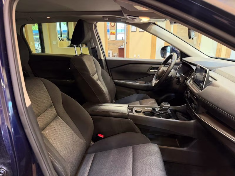2025 Nissan Rogue SV Sport Utility 4D AWD