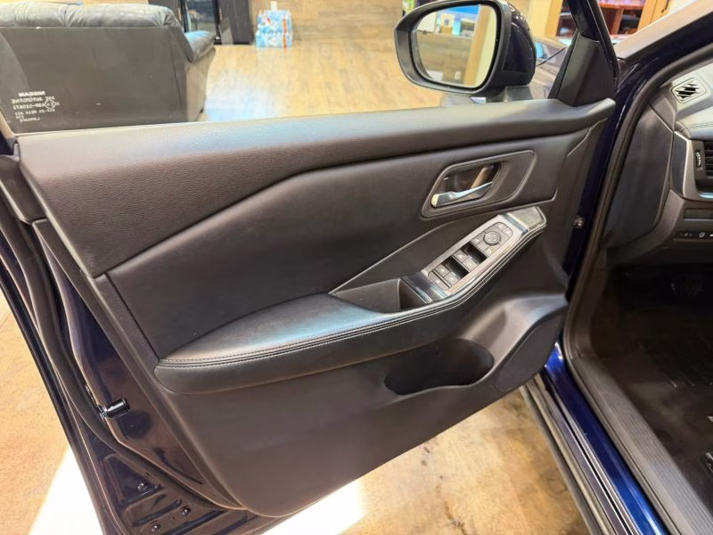 2025 Nissan Rogue SV Sport Utility 4D AWD