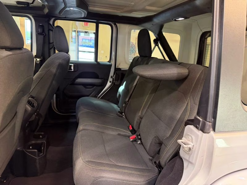 2024 Jeep Wrangler 4 Door Sahara Sport Utility 4D 4X4