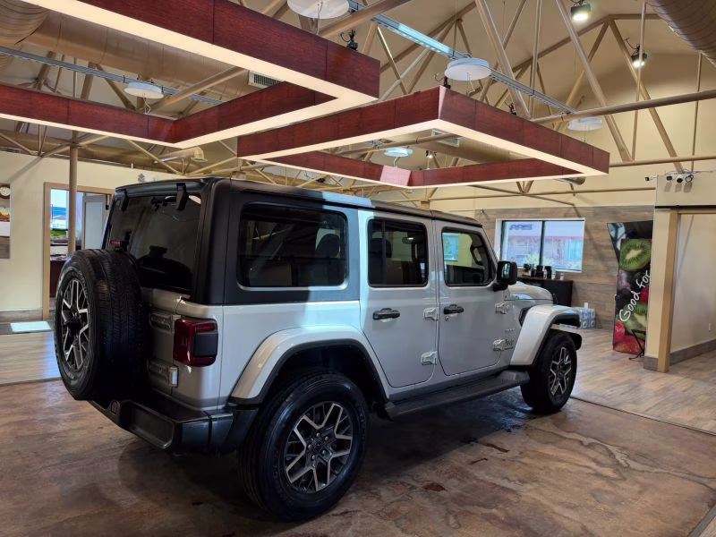 2024 Jeep Wrangler 4 Door Sahara Sport Utility 4D 4X4
