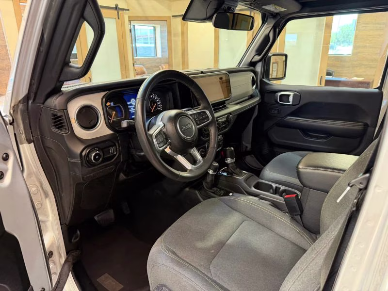 2024 Jeep Wrangler 4 Door Sahara Sport Utility 4D 4X4