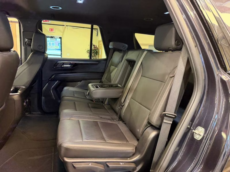2025 Chevrolet Tahoe Z71 Sport Utility 4D 4X4