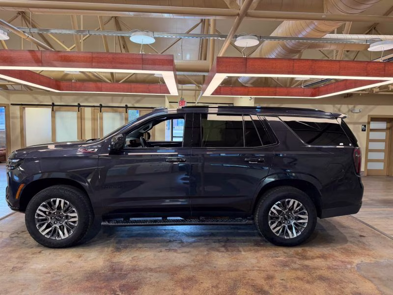 2025 Chevrolet Tahoe Z71 Sport Utility 4D 4X4