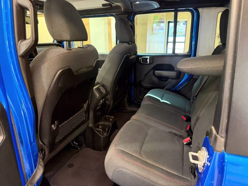 2025 Jeep Wrangler 4 Door Rubicon Sport Utility 4D 4X4