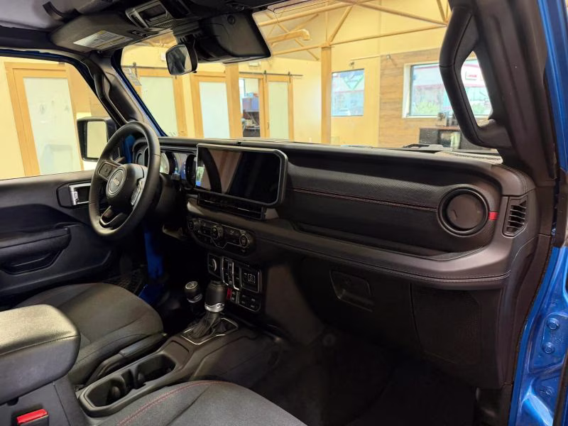 2025 Jeep Wrangler 4 Door Rubicon Sport Utility 4D 4X4