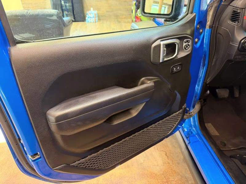2025 Jeep Wrangler 4 Door Rubicon Sport Utility 4D 4X4