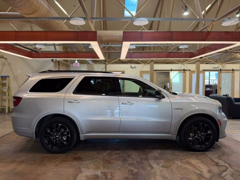 2025 Dodge Durango R/T Sport Utility 4D AWD