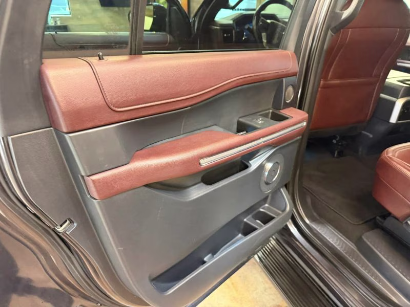 2024 Ford Expedition Max Limited Sport Utility 4D 4X4