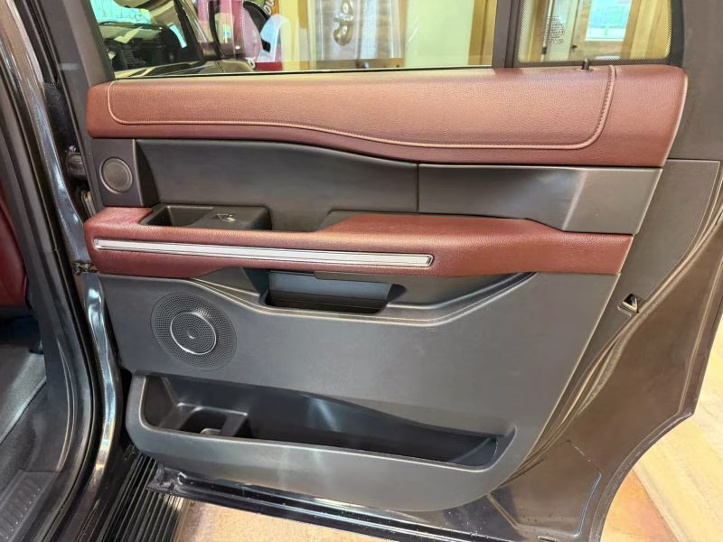2024 Ford Expedition Max Limited Sport Utility 4D 4X4