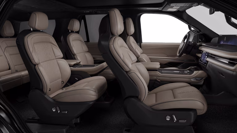 2027 Infinite Black Metallic Clearcoat Lincoln Navigator Black Label 4X4 SUV