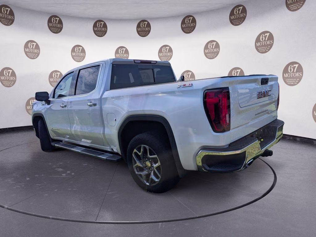 2023 White Frost Tricoat GMC Sierra 1500 SLT 4X4 Truck