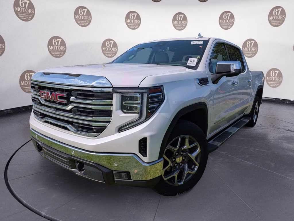 2023 White Frost Tricoat GMC Sierra 1500 SLT 4X4 Truck