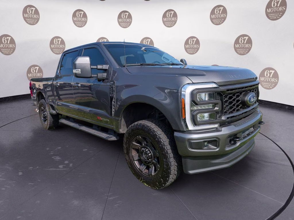 2023 Gray Metallic Ford Super Duty F-250 SRW Lariat 4X4 Truck