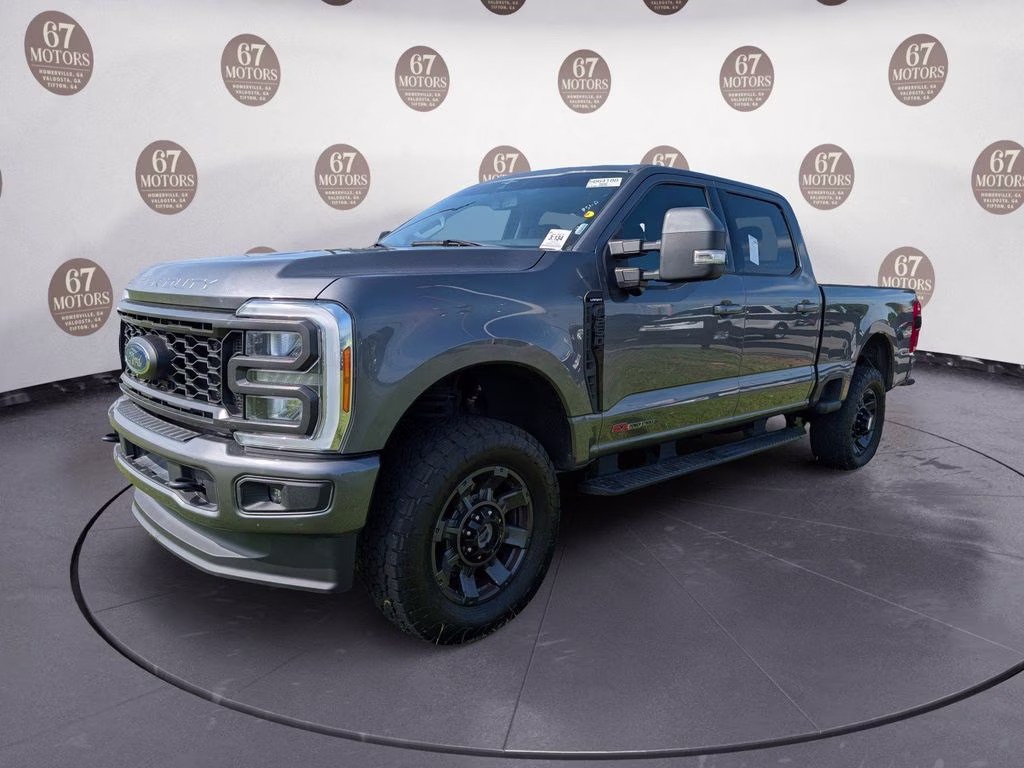 2023 Gray Metallic Ford Super Duty F-250 SRW Lariat 4X4 Truck