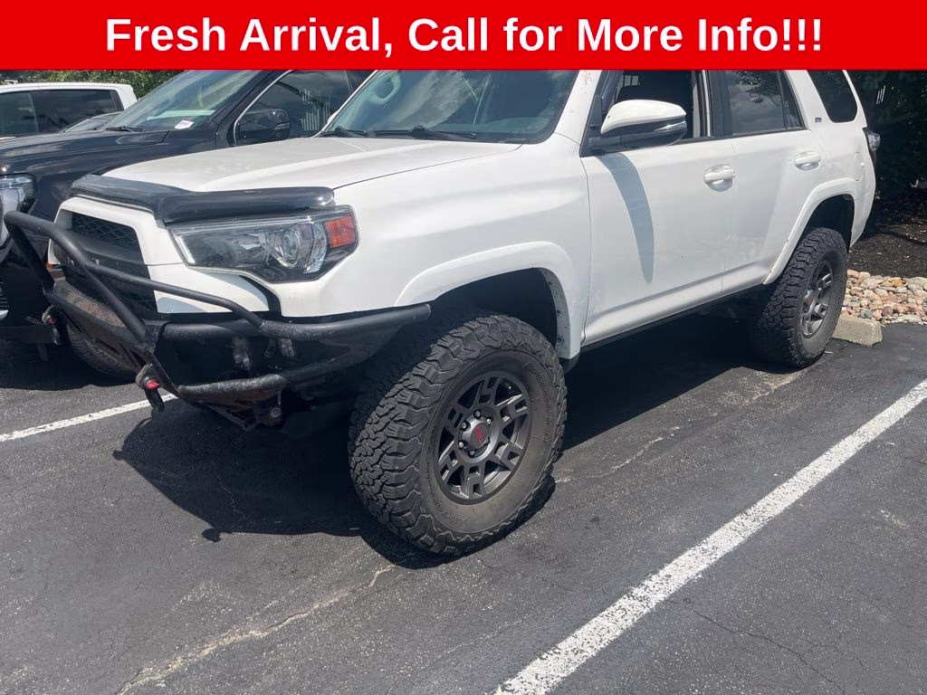 2019 Blizzard Pearl Toyota 4Runner SR5 Premium 4X4 SUV