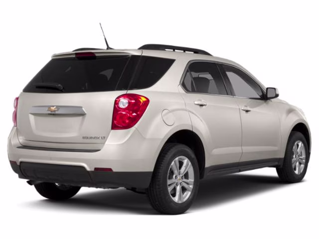 2015 White Diamond Tricoat Chevrolet Equinox LT FWD SUV