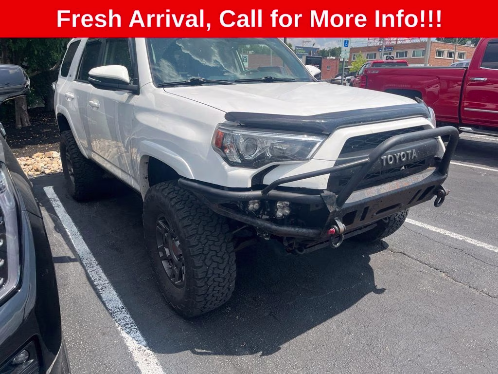 2019 Blizzard Pearl Toyota 4Runner SR5 Premium 4X4 SUV