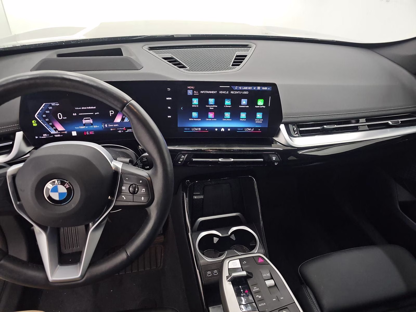 2025 Space Silver Metallic BMW X1 xDrive28i AWD SUV