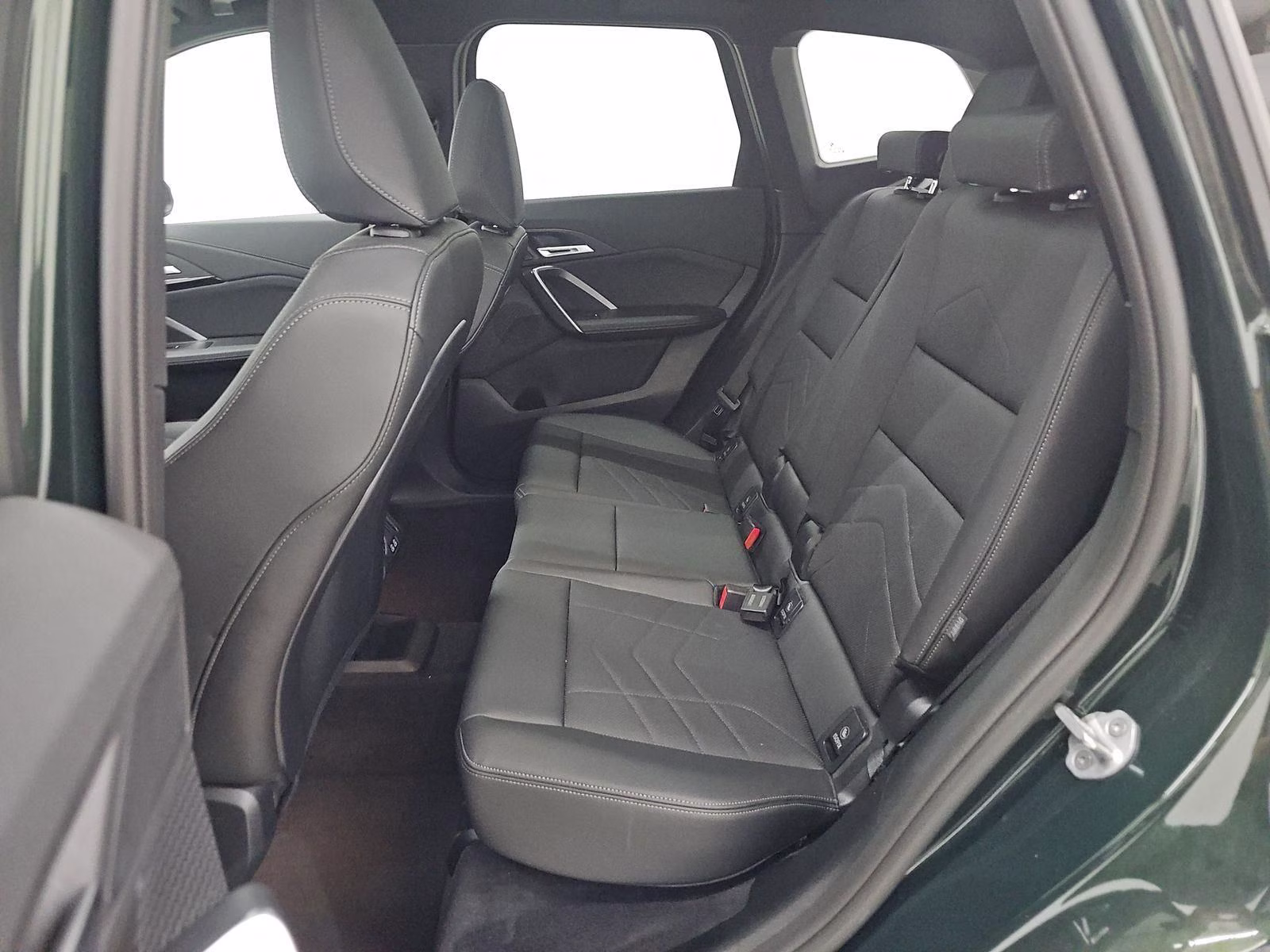 2025 San Remo Green Metallic BMW X1 xDrive28i AWD SUV