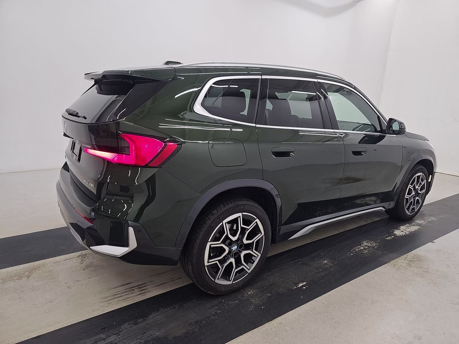 2025 San Remo Green Metallic BMW X1 xDrive28i AWD SUV