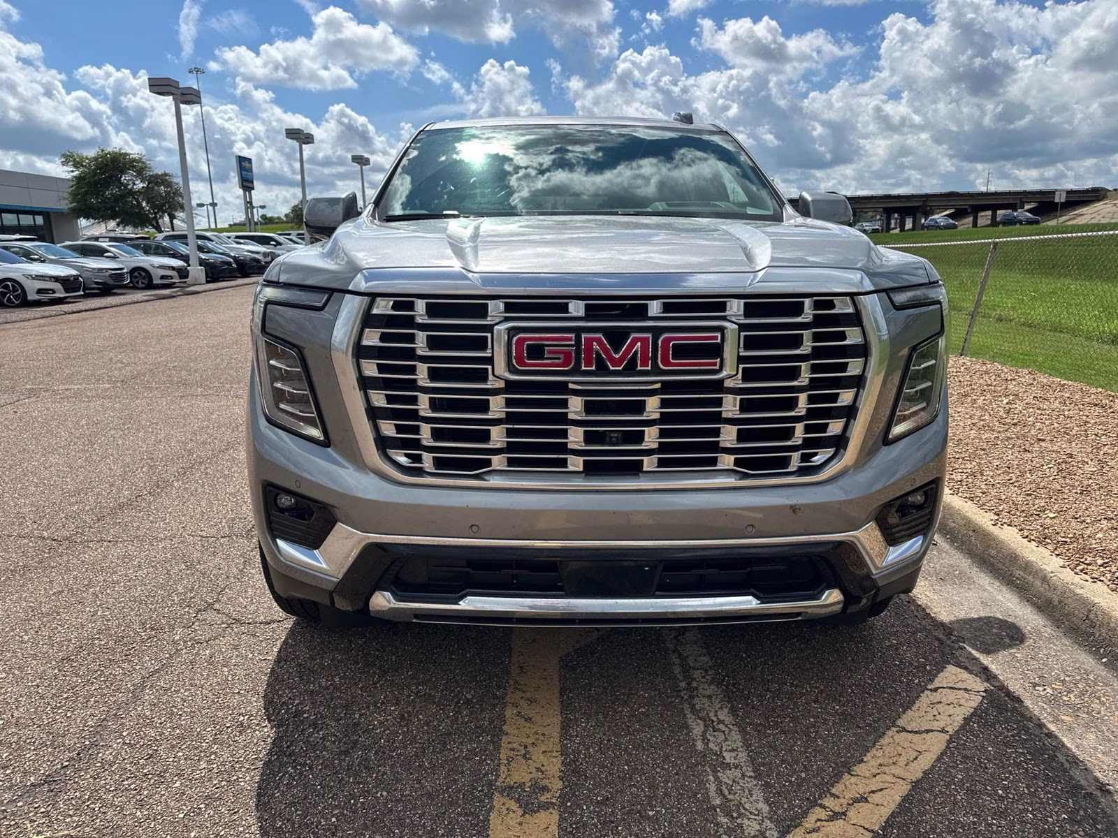2025 Sterling Metallic GMC Yukon XL Denali RWD SUV
