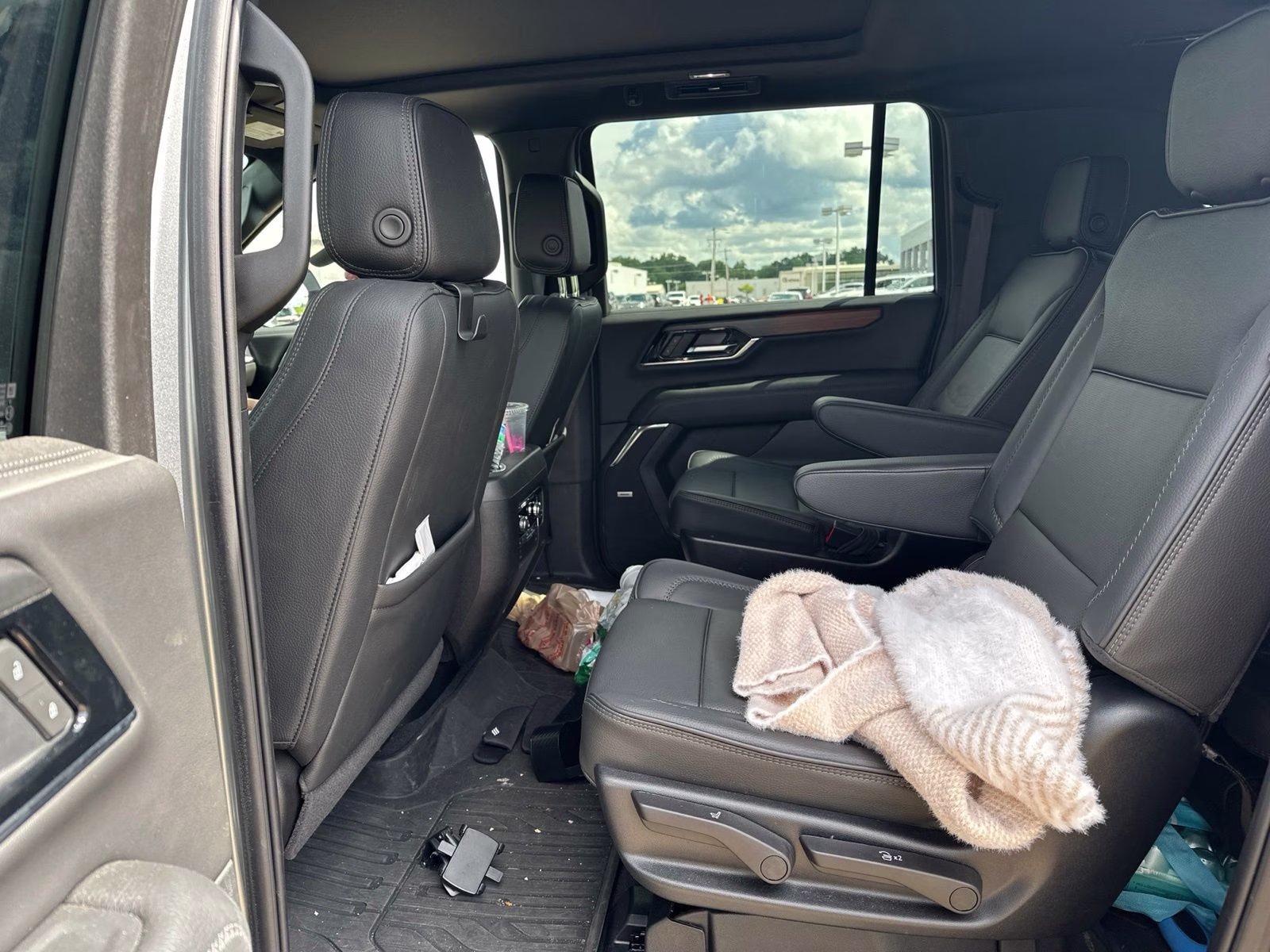 2025 Sterling Metallic GMC Yukon XL Denali RWD SUV