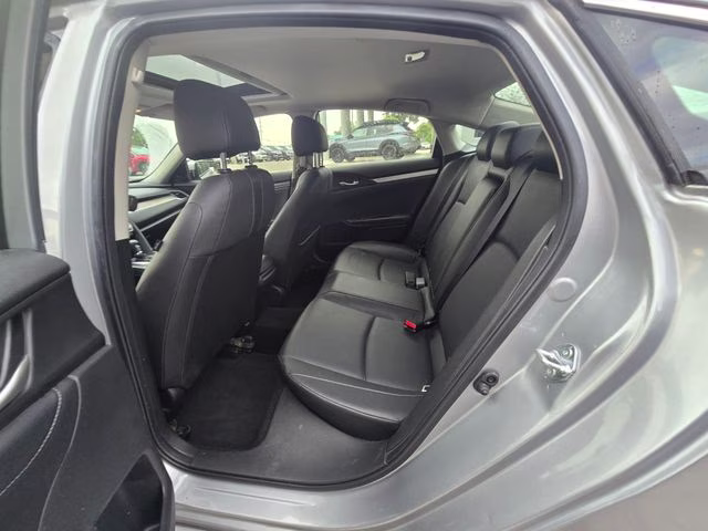 2018 Lunar Silver Metallic Honda Civic EX-L FWD Sedan