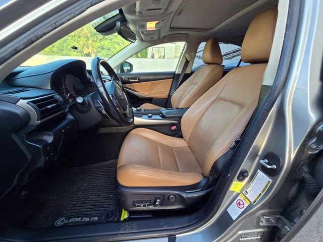 2018 Silver Lexus IS 300 RWD Sedan
