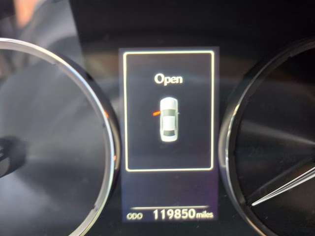 2018 Silver Lexus IS 300 RWD Sedan