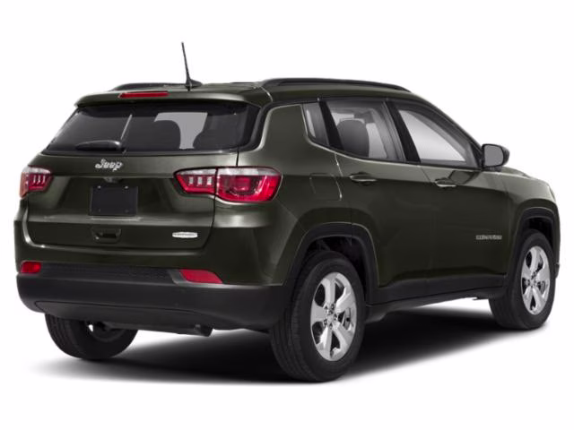 2018 Olive Green Pearlcoat Jeep Compass Latitude FWD SUV