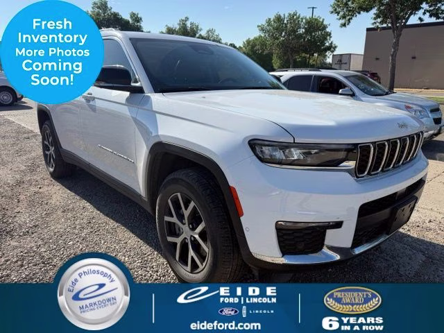 2023 Bright White Clearcoat Jeep Grand Cherokee L Limited 4X4 SUV