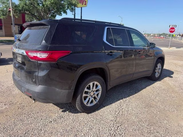 2019 Mosaic Black Metallic Chevrolet Traverse LT FWD SUV