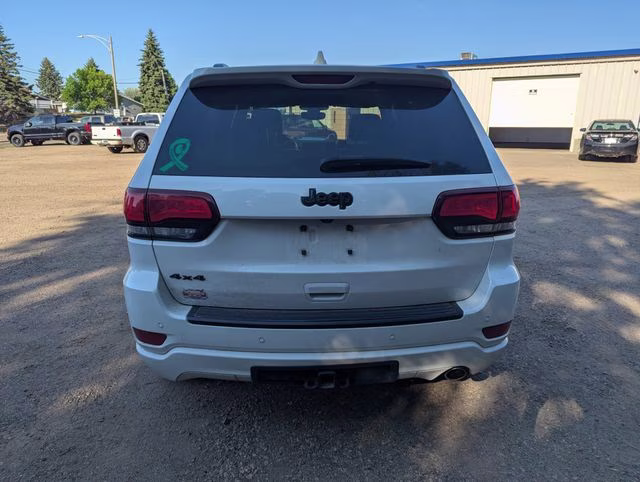 2019 Bright White Clearcoat Jeep Grand Cherokee Altitude 4X4 SUV
