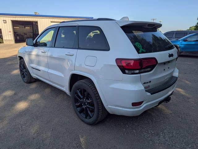 2019 Bright White Clearcoat Jeep Grand Cherokee Altitude 4X4 SUV