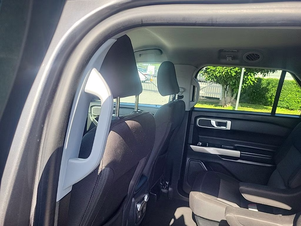 2022 Ford Explorer XLT 4X4 SUV
