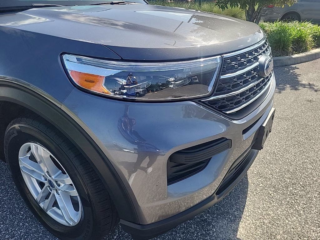 2022 Ford Explorer XLT 4X4 SUV