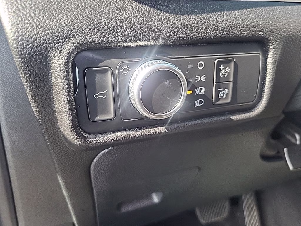 2022 Ford Explorer XLT 4X4 SUV