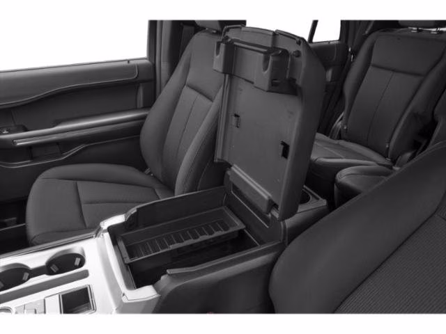 2021 Silver Ford Expedition XLT RWD SUV