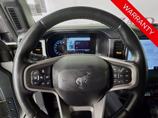 2024 Oxford White Ford Bronco Badlands 4X4 SUV