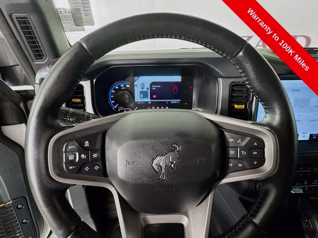2024 Oxford White Ford Bronco Badlands 4X4 SUV