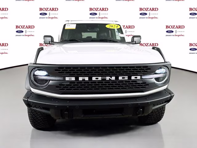 2024 Oxford White Ford Bronco Badlands 4X4 SUV