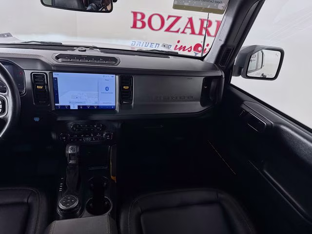 2024 Oxford White Ford Bronco Badlands 4X4 SUV