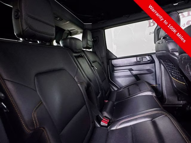 2024 Oxford White Ford Bronco Badlands 4X4 SUV