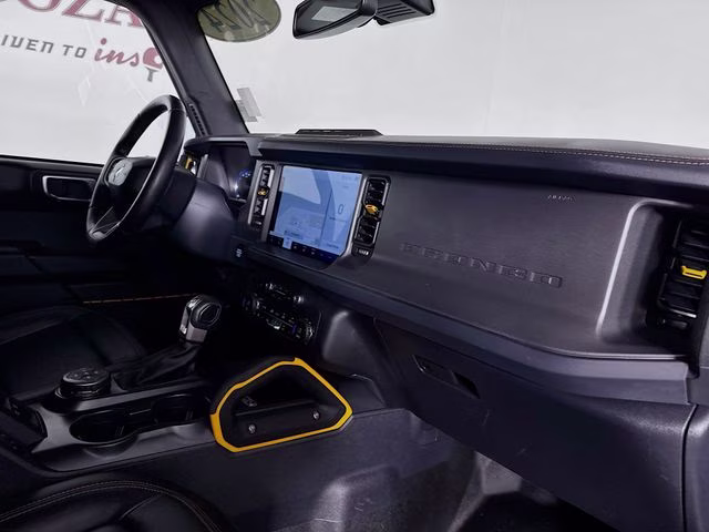 2024 Oxford White Ford Bronco Badlands 4X4 SUV
