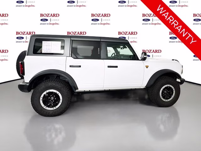 2024 Oxford White Ford Bronco Badlands 4X4 SUV