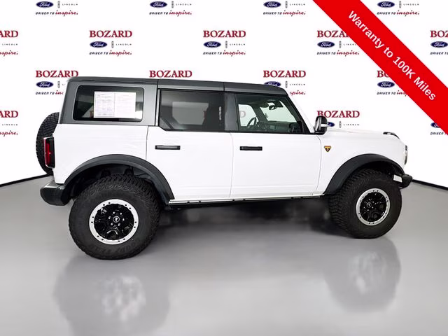 2024 Oxford White Ford Bronco Badlands 4X4 SUV